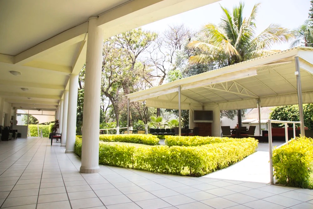 Residencia Oasis — Exterior
